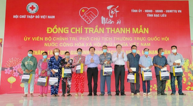 PHÓ CHỦ TỊCH THƯỜNG TRỰC QUỐC HỘI TRẦN THANH MẪN DỰ CHƯƠNG TRÌNH TẾT NHÂN ÁI TẠI BẠC LIÊU